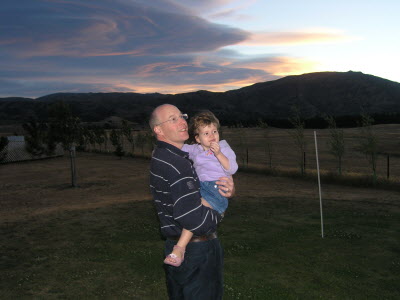 Lottie and Daddy looking at the stars.