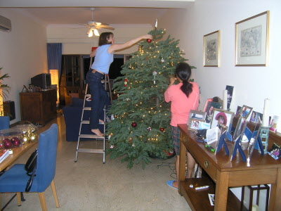 Dressing our Chrismas tree.