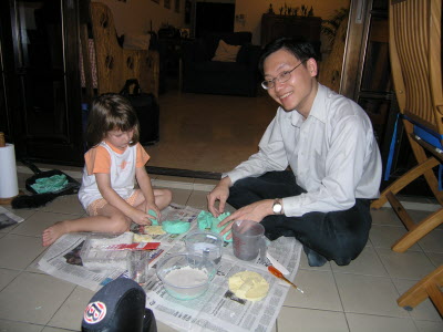 Dr Hon Chiew working on an unusual patient a Trek 8500 bike.