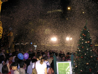 Snow (!) at Tanglin Mall