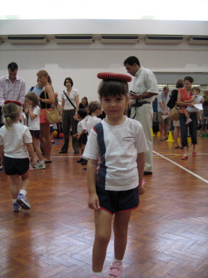 Deportment race!