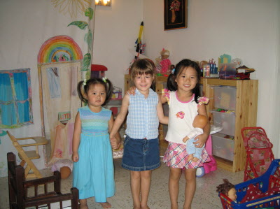 Kaylee, Lottie & Ariel.