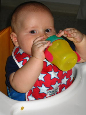 New trick - holding my waterbottle.