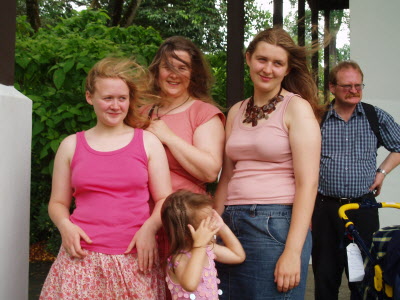 Wind in the hair girls