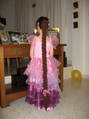 WOW - look at that hair.