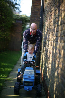 WOW Daddy check out this tractor!