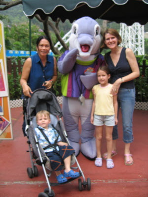 Jo, Conrad, Susan and Lottie at Ocean Park.
