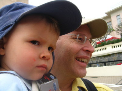 Peter & Conrad at the 2007 Matilda sedan chair race.