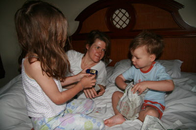 Opening presents on 26 March 2008.