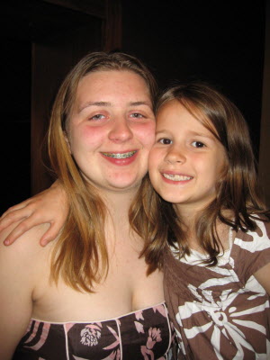 Harriet & Lottie.
